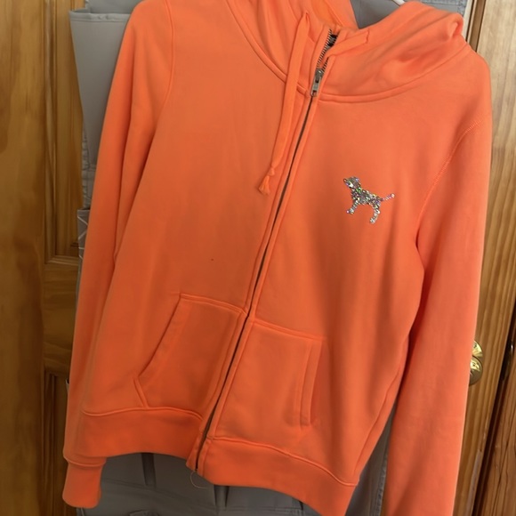 Women’s pink Victoria secret zip up hoodie. Size small worn once - Picture 2 of 3